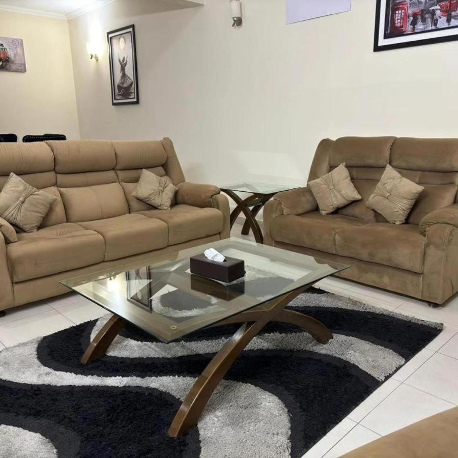 Thomas Guest House Islamabad Bagian luar foto