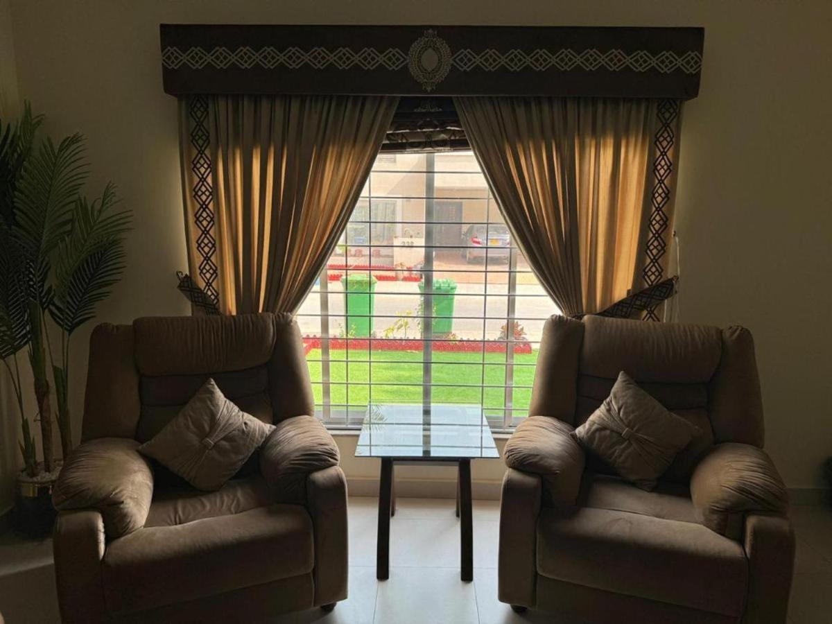 Thomas Guest House Islamabad Bagian luar foto