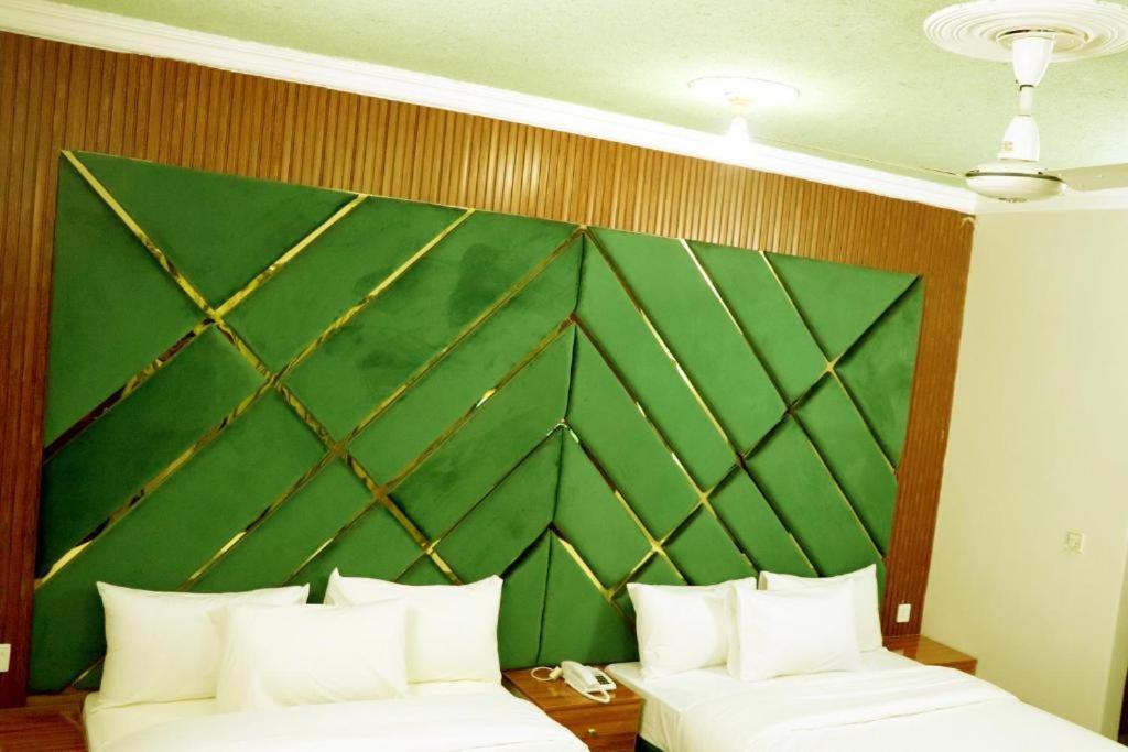 Thomas Guest House Islamabad Bagian luar foto